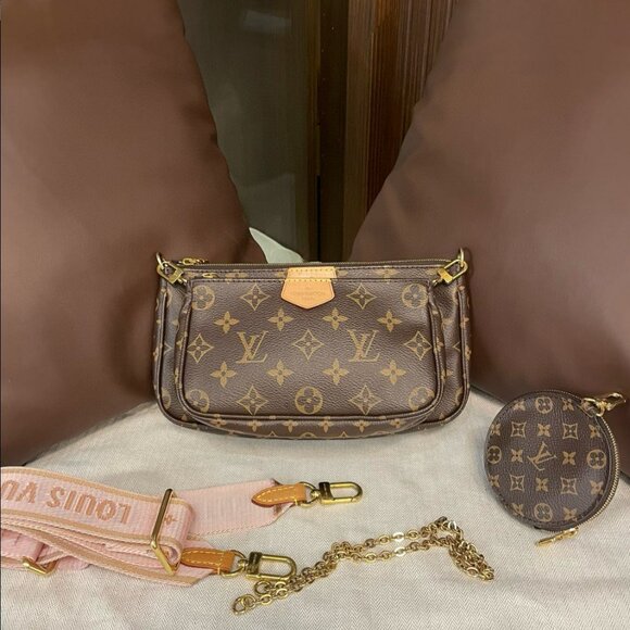 Louis Vuitton Shoulder Bag - Picture 8 of 9